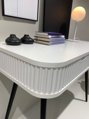 Туалетный стол с ящиками на ножках ZOVA T-103 (кашемир/черный) ZOVA_T-103_CASHMERE фото
